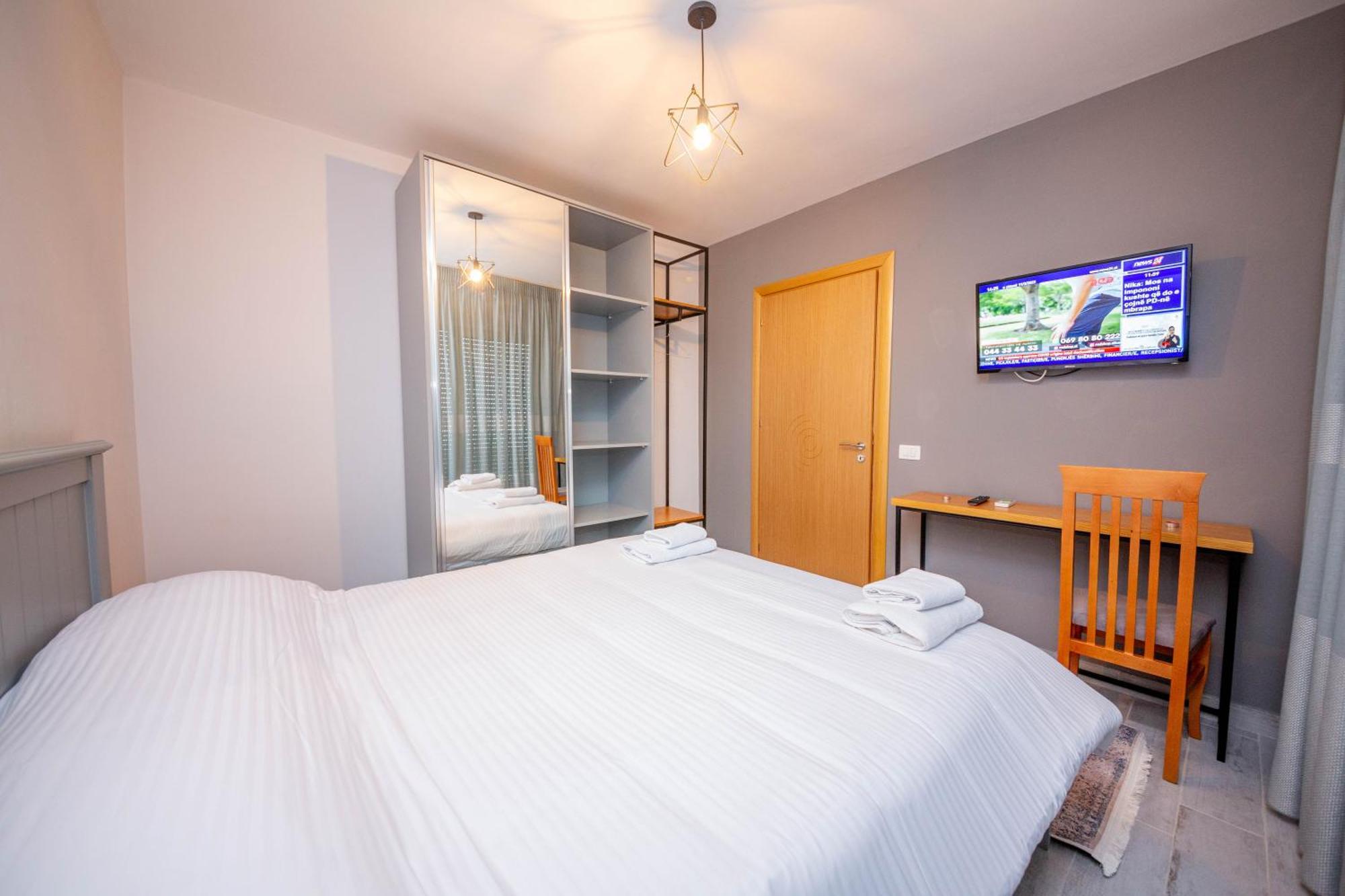 Aerial Hotel & Spa Vlore Bagian luar foto