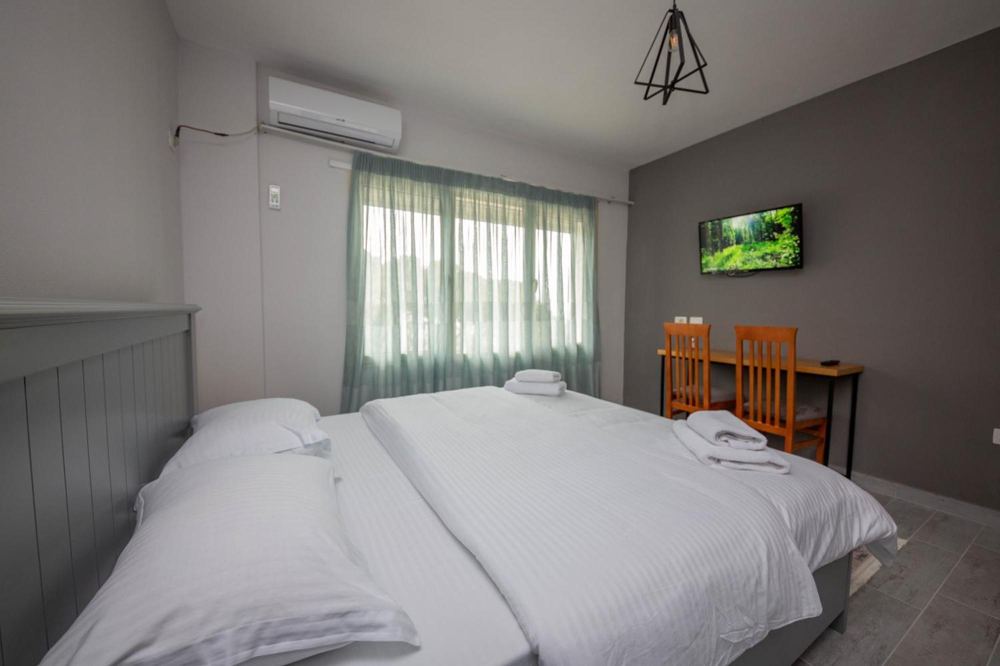 Aerial Hotel & Spa Vlore Ruang foto