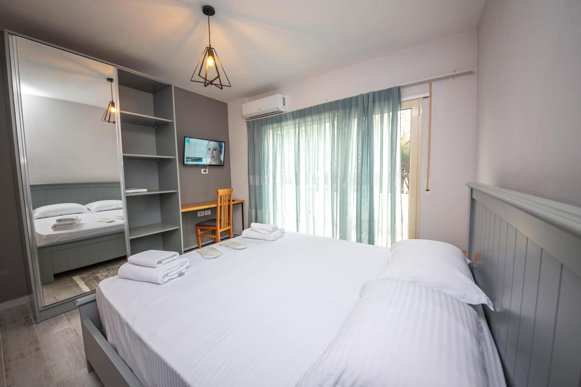 Aerial Hotel & Spa Vlore Bagian luar foto
